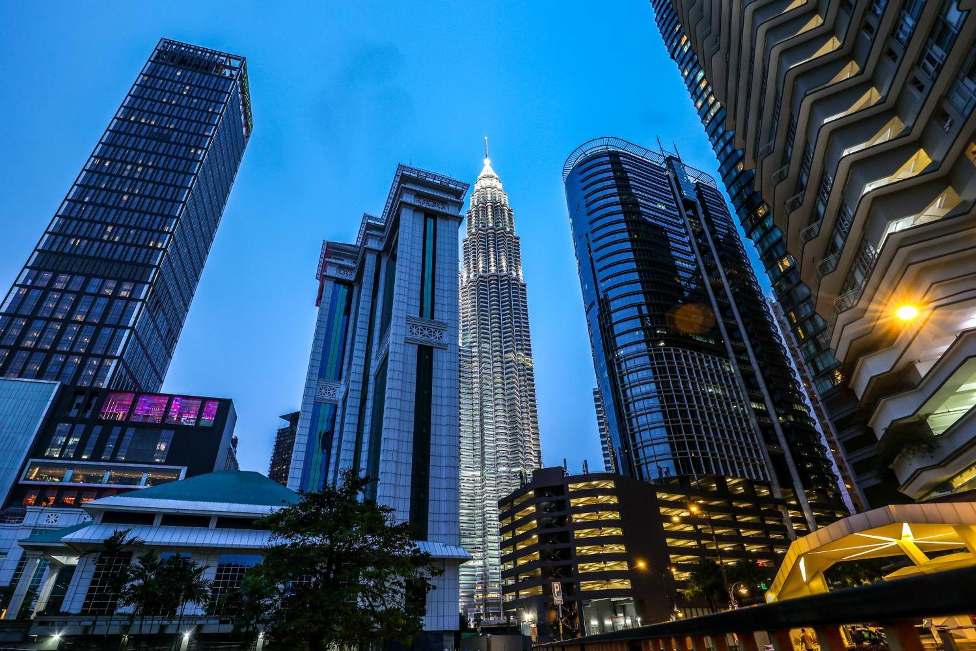 Calm Sojourn, Sky Suites Klcc Kuala Lumpur Buitenkant foto